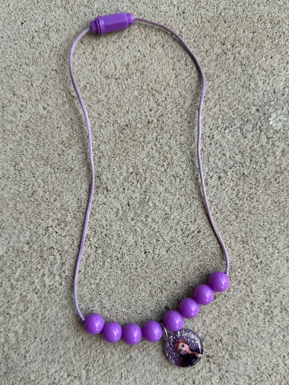 Disney Frozen Anna and Elsa Toy Necklace